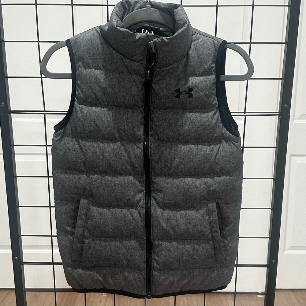 Under Armour ColdGear Puffer Vest Gray Youth Medium YMD Loose Fit with Pockets - Picture 2 of 11